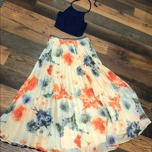 Maxi skirt and crop top set